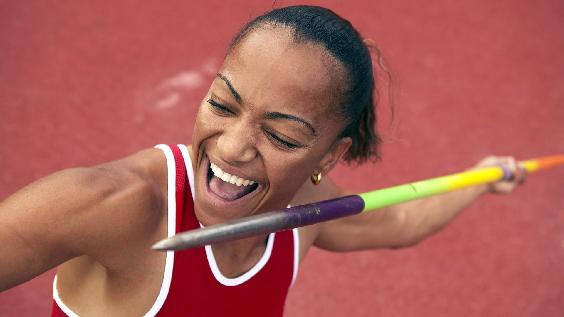 克莱尔·柯尔赞技术细腻领跑赛道,柯莱尔斯